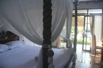 Teratai Boutique